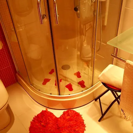 Art Senses Apartment *